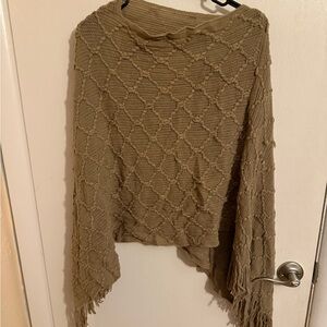 Elegant Tan Women's Sweater